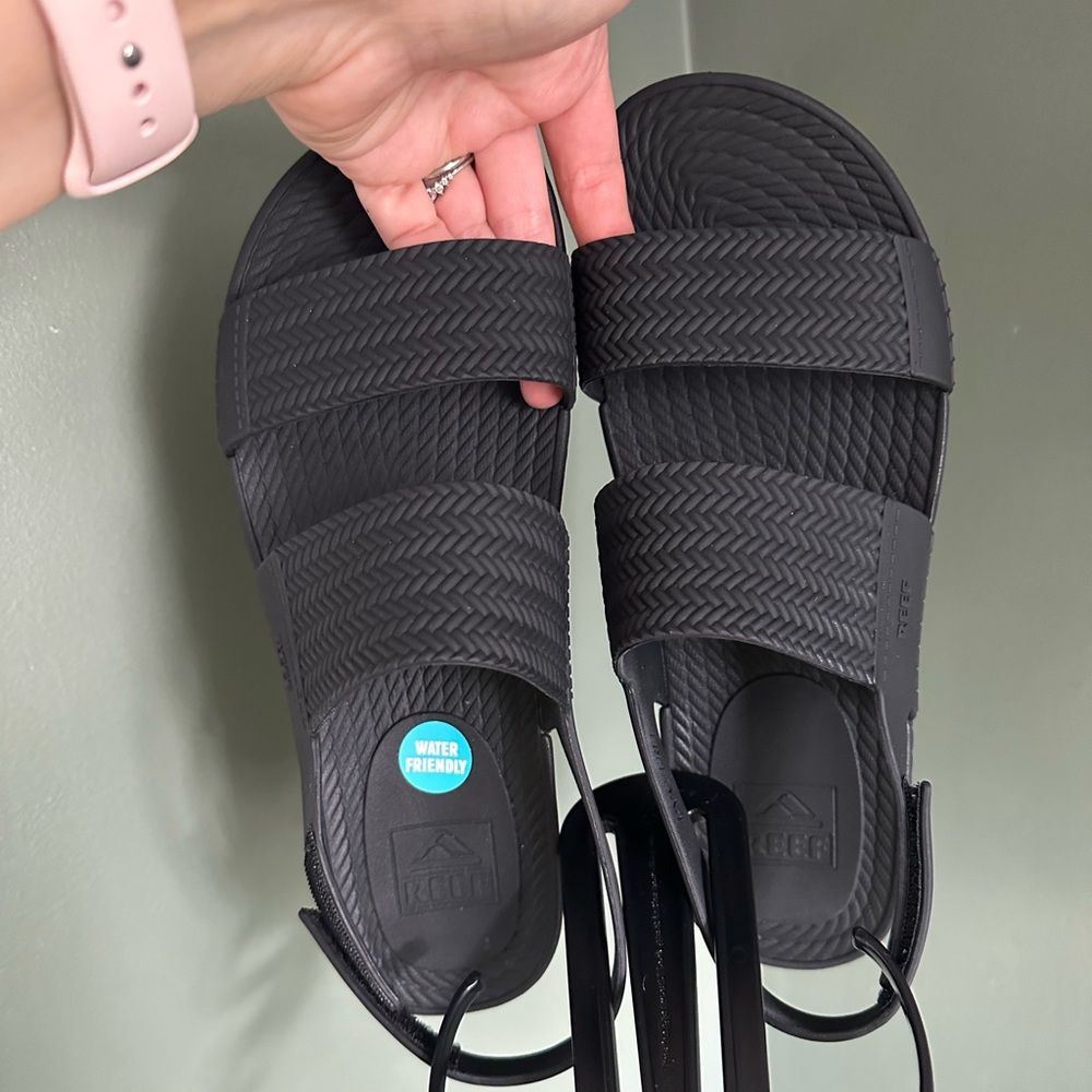 NWT Size 9 Reef Women’s Water Vista Sandal